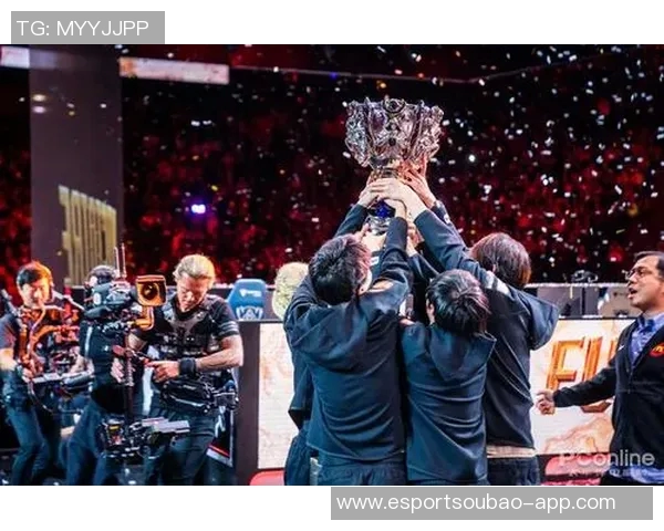 电竞实时数据分析DOTA2比赛中FPX包夹策略的成功与失误探讨